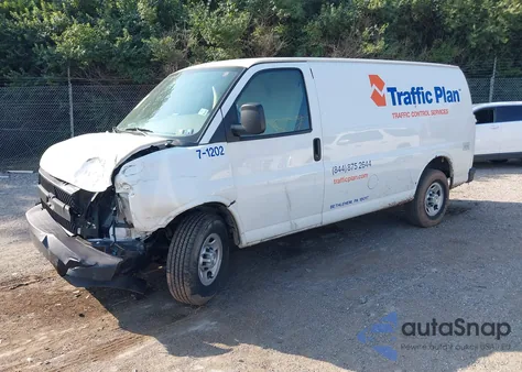 2017 Chevrolet Express G2500 Work Van из США, поврежденный, VIN 1GCWGAFF0H1342190